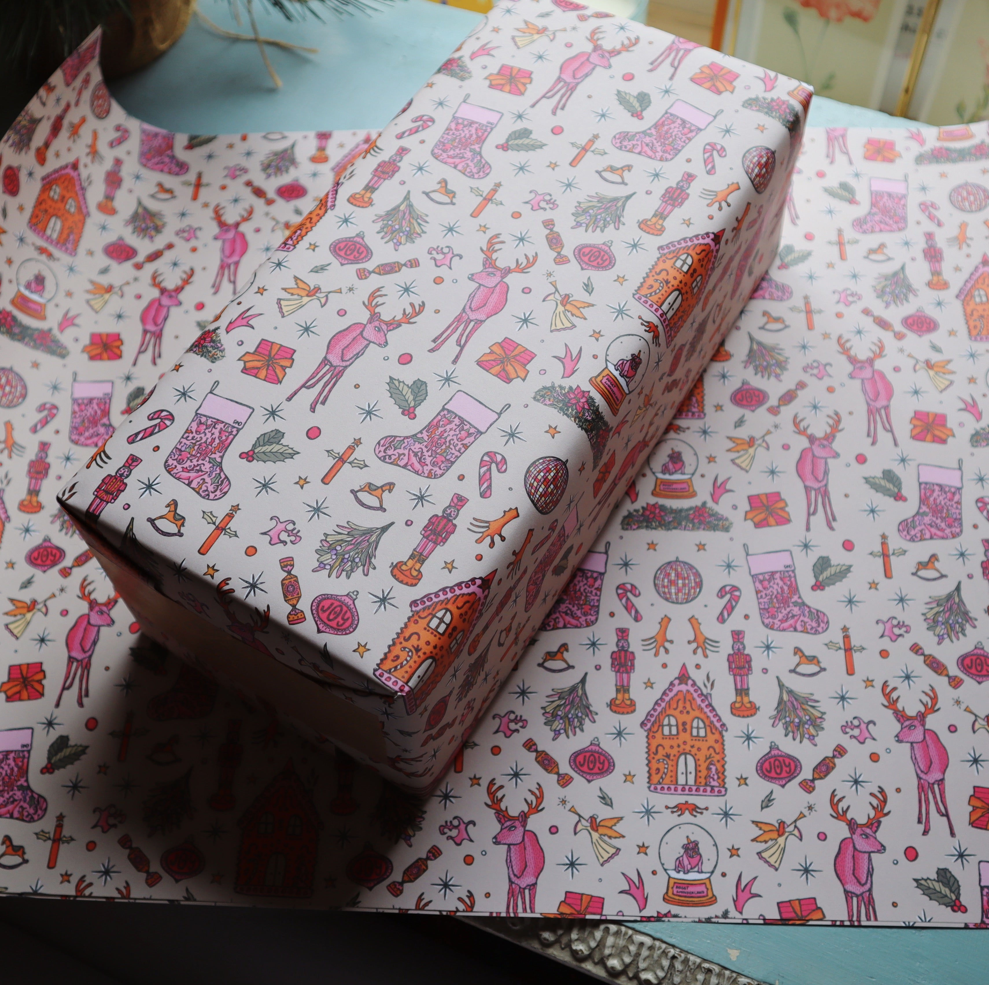 christmas wrapping paper, oliver bonas, freya niamh design, gingerbread gift wrap